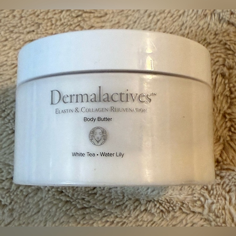 White Tea & Water Lily Body Butter